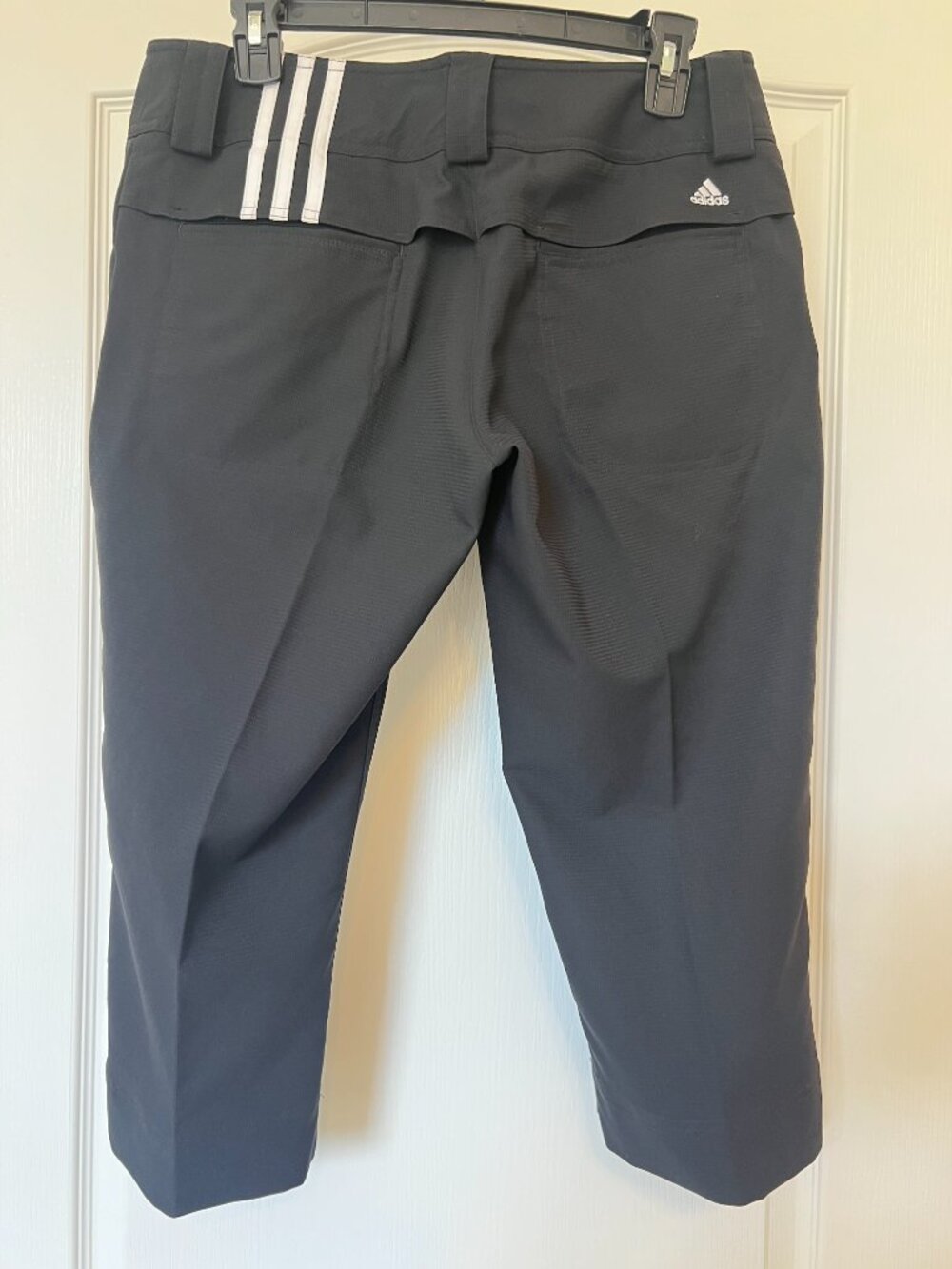 ADIDAS "ClimaCool" Golf Capris Pants Women’s SIZE 6 Black 3-Stripe